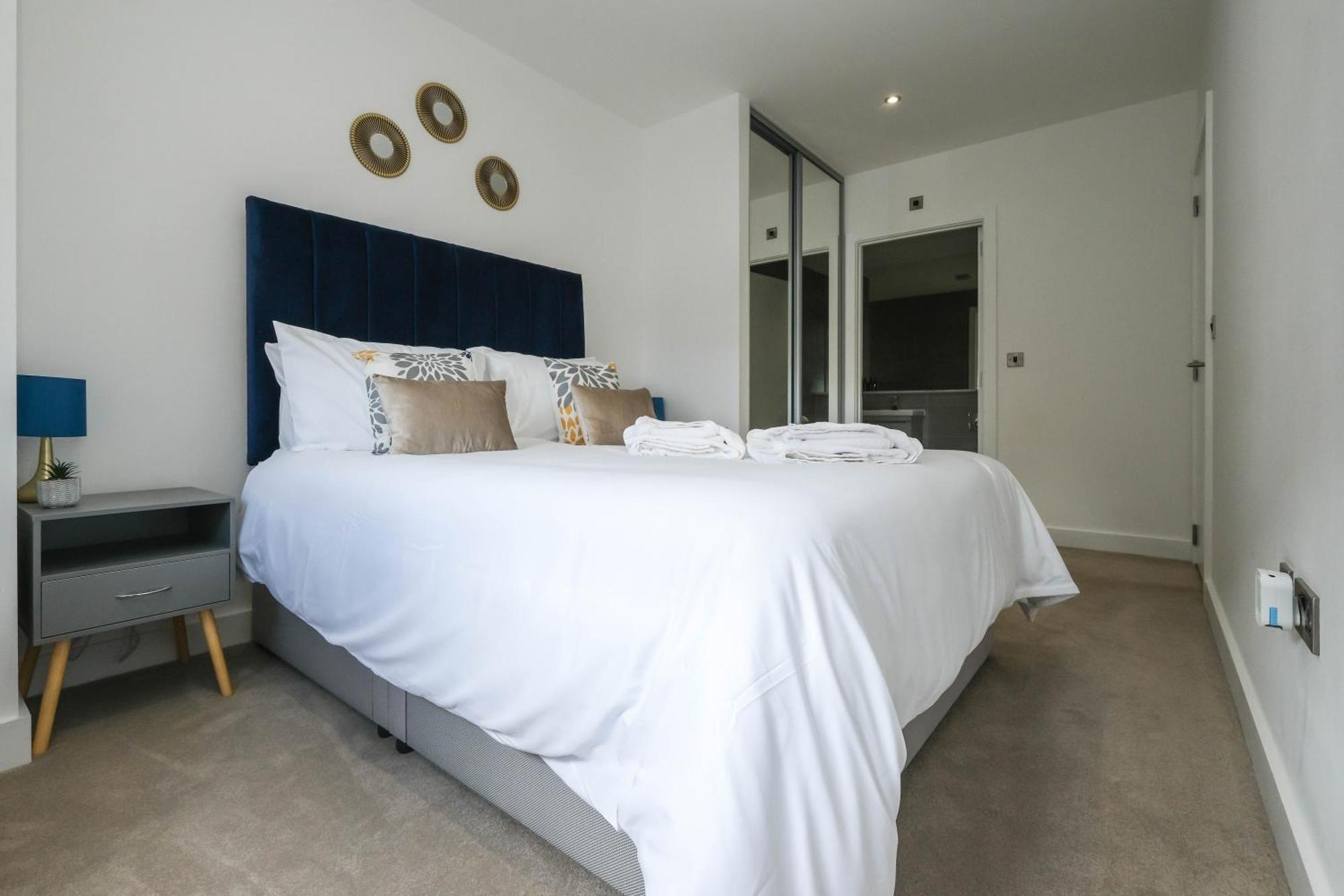 Brand New 2 Bedroom Apartment Centre Of סוליהול מראה חיצוני תמונה